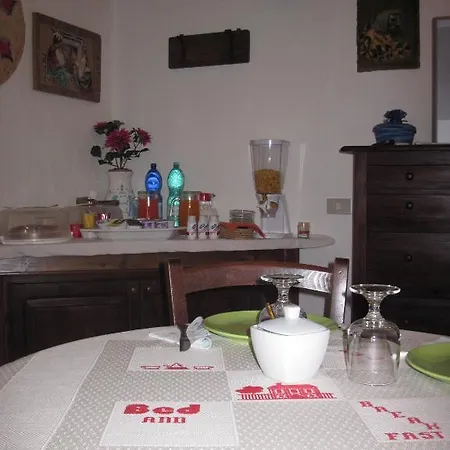 Dessole 住宿加早餐酒店 奧爾比亞